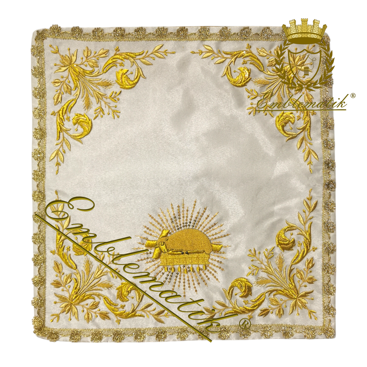 Richly Hand-Embroidered Roman Chasuble in Metallic Threads on Gold Lame with Raw Silk Lining