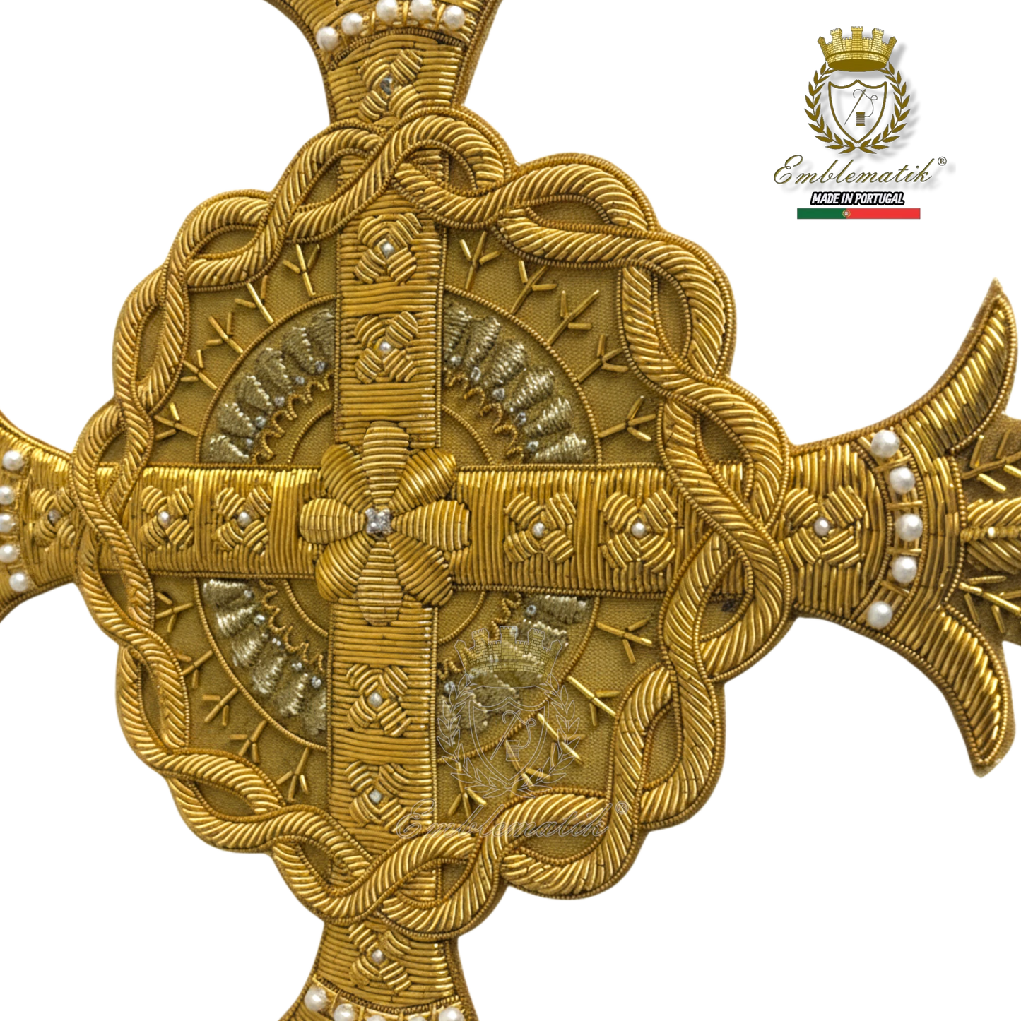 Emblematik by Pasamanerias y Bordados gold metal thread cross with pearl accents for liturgical vestments.