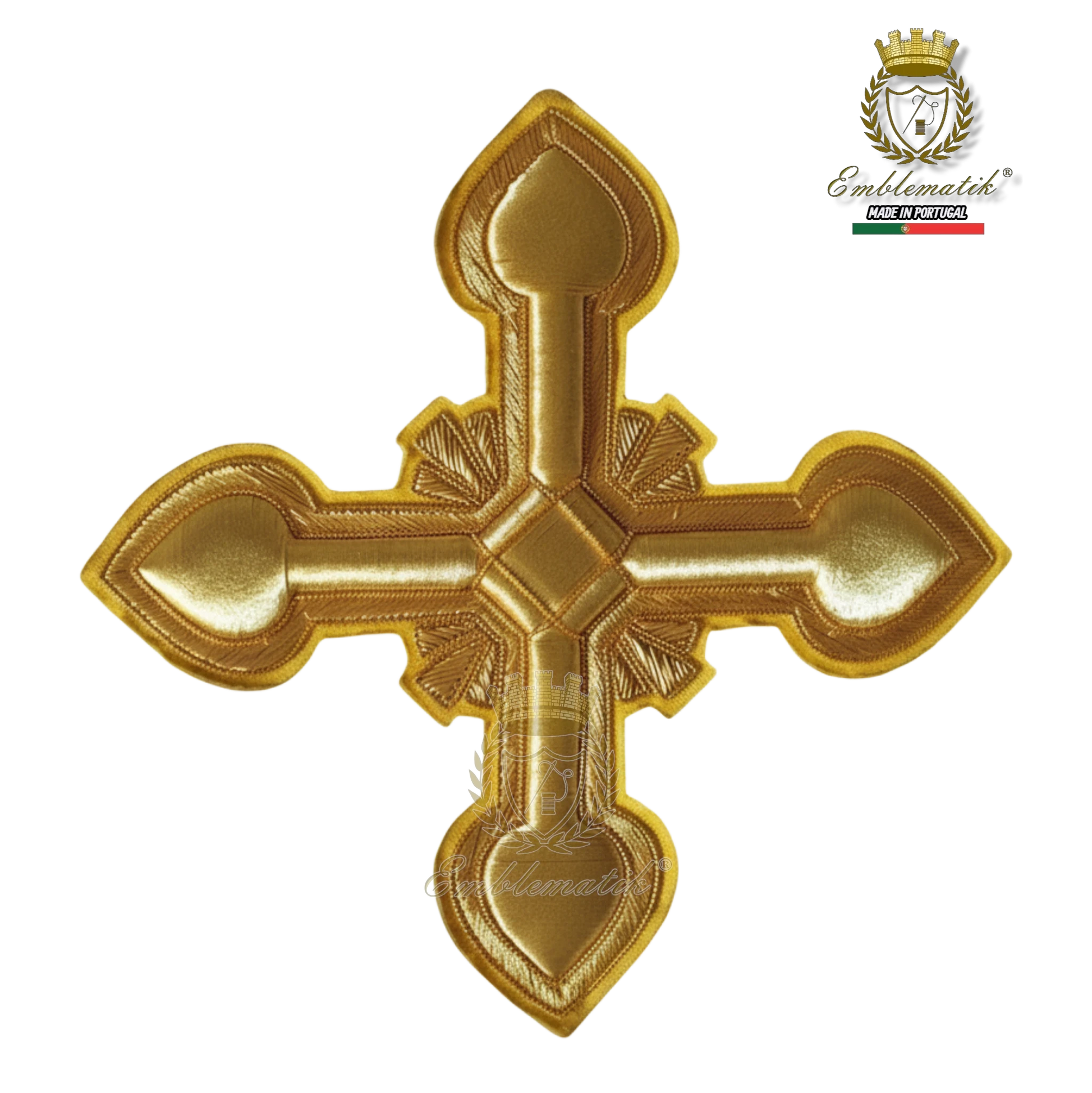 Emblematik by Pasamanerias y Bordados gold metallic cross patch with intricate embroidery for liturgical vestments.