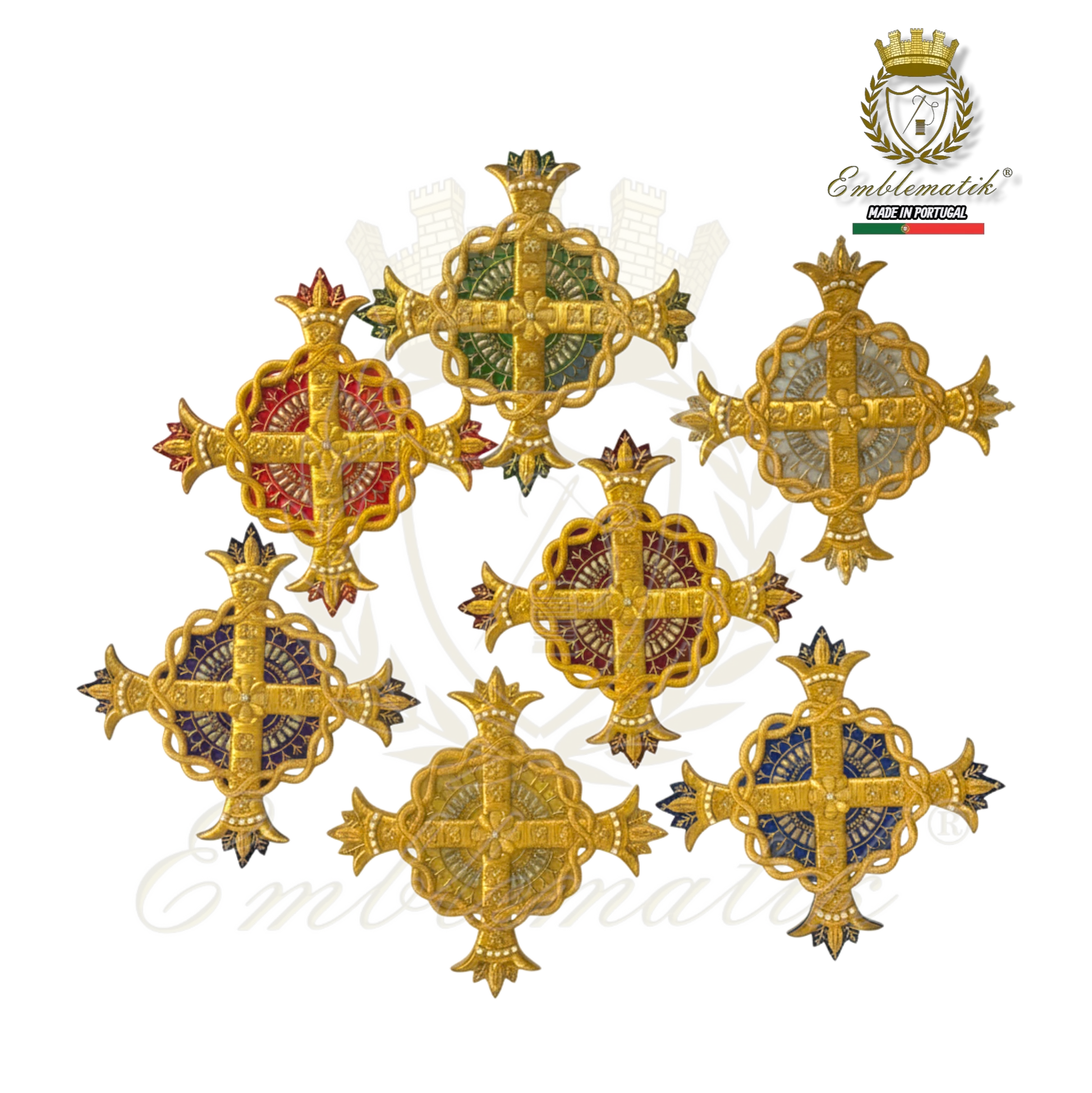 Emblematik by Pasamanerias y Bordados gold metal thread cross for liturgical vestments, available in red, green, blue, and white.